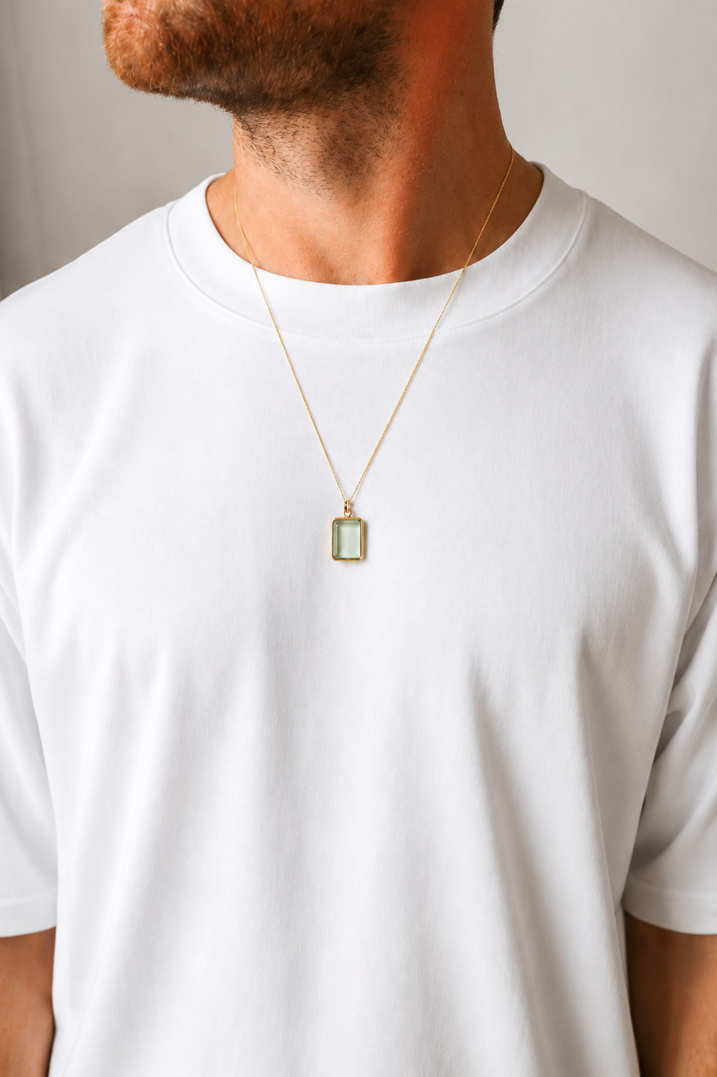 Olive Quartz Pendant - Gold